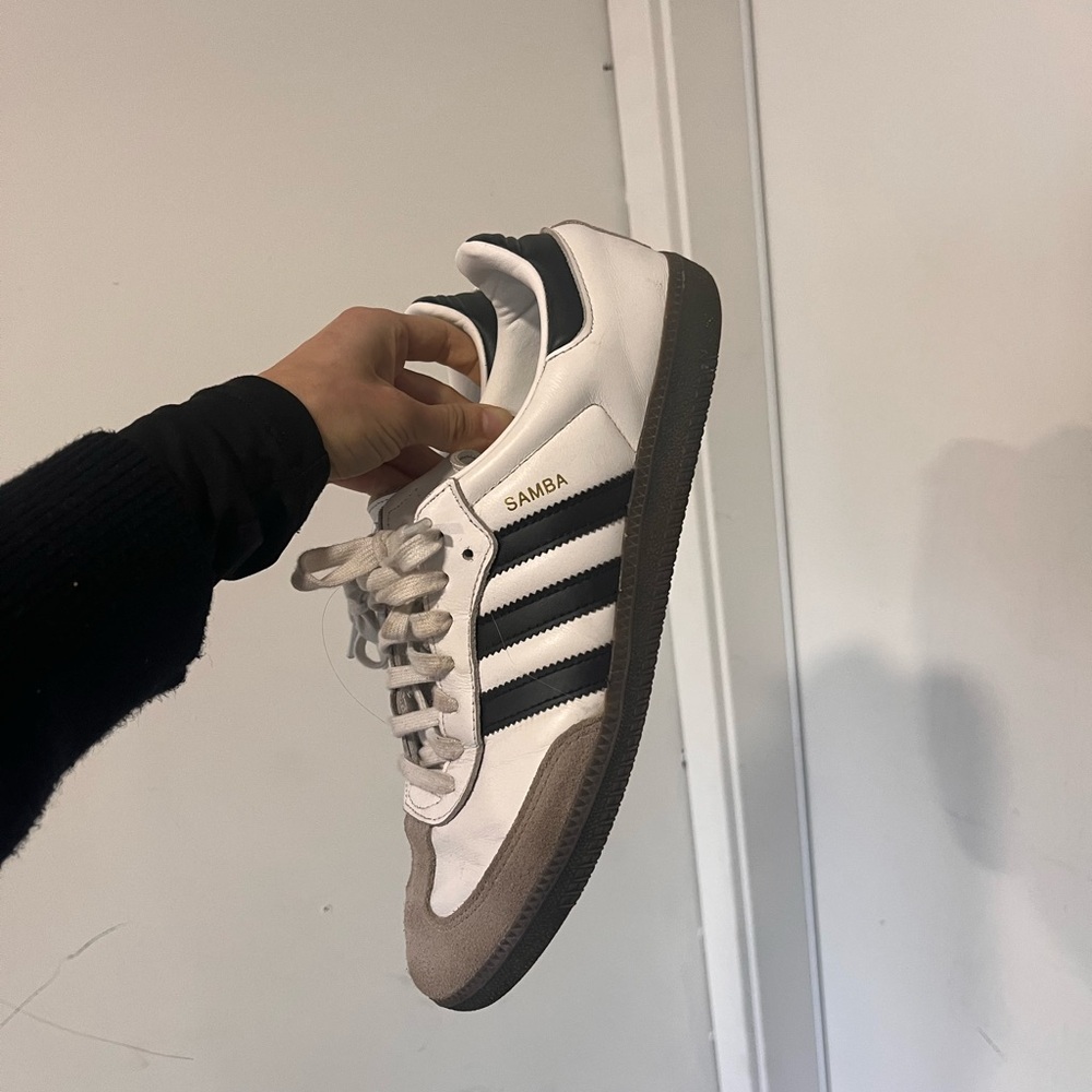 Adidas Sambas